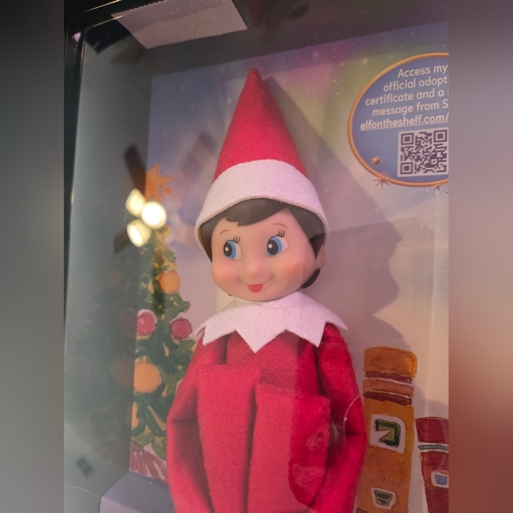 New Elf on The Shelf: A Christmas Tradition (Blue-Eyed Girl Scout Elf) - Picture 11 of 15